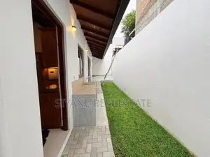 Brand New House for Sale in Battaramulla