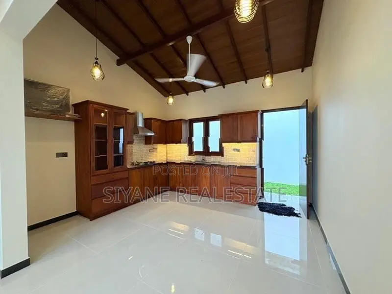 Brand New House for Sale in Battaramulla