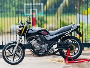 Honda Jade 2009