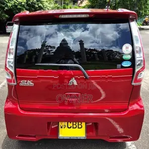 Mitsubishi EK Custom 2016
