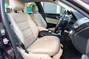 Mercedes Benz E200 Avant-garde 2010