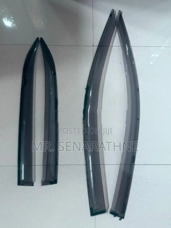 Axio 141 Door Visors (Used)