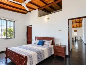 Spacious 5-Bedroom Family Home in Nedimala, Dehiwala