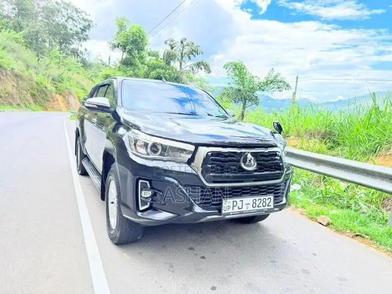 Toyota Hilux Revo 2016