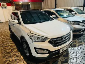 Hyundai Santa Fe Fully Loaded 2013
