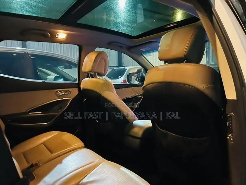 Hyundai Santa Fe Fully Loaded 2013