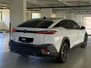 Peugeot 408 2023