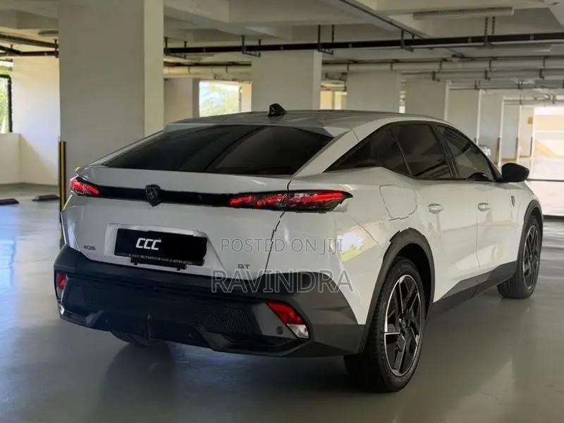 Peugeot 408 2023