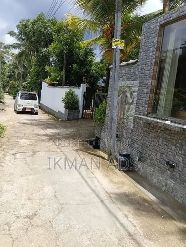 House for Sale - Padukka