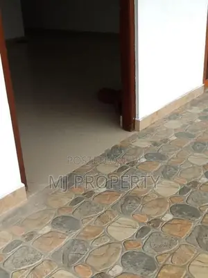( TC-1236) Valuable Commercial Boarding House Building Sale in Malabe