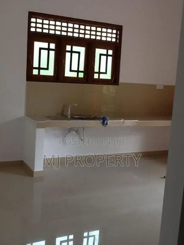 ( TC-1236) Valuable Commercial Boarding House Building Sale in Malabe