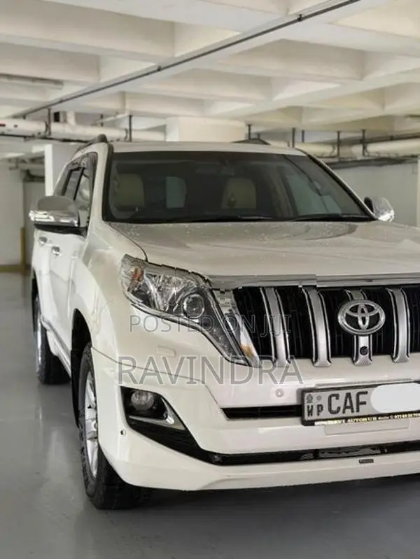 Toyota Land Cruiser Prado 150 2014