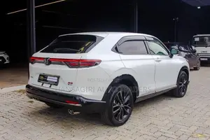 Honda Vezel RS Premium 2025