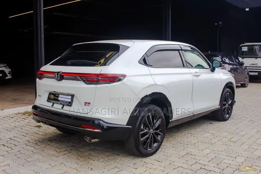 Honda Vezel RS Premium 2025