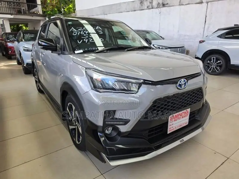 Toyota Raize Z HYBRID AUTO PARKIN 2026