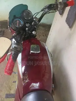 Bajaj Boxer 2004