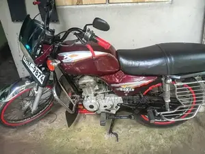 Bajaj Boxer 2004