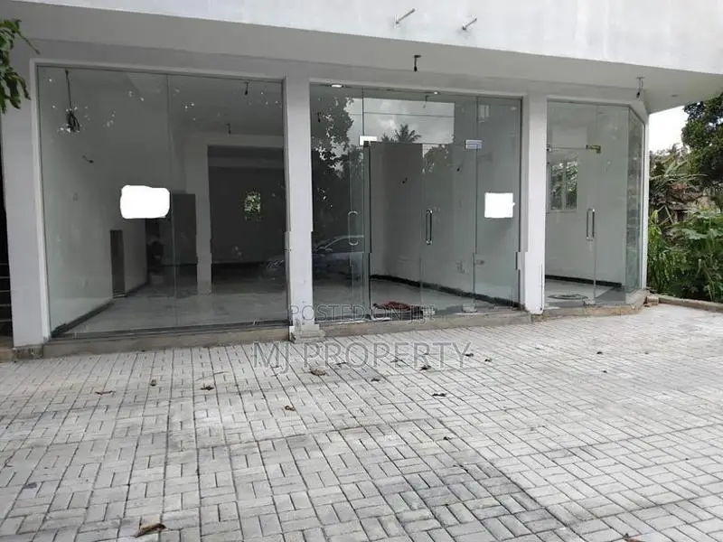 ( TC-1237) Highly Valuable Commercial Shop Space Rent in Homagama