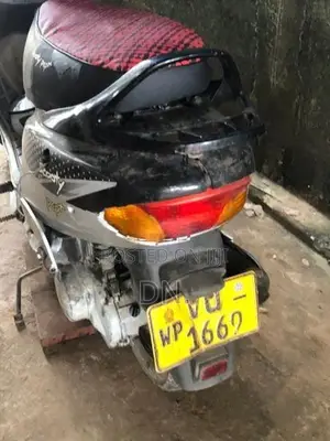 TVS Scooty Pept 2010