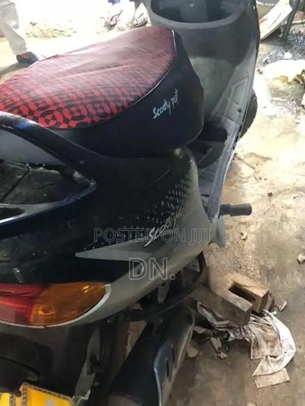 TVS Scooty Pept 2010