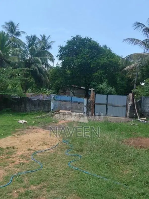 20 Perches Private Deed Land For Sale – Anpuvalipuram, Trincomalee.