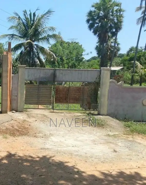 20 Perches Private Deed Land For Sale – Anpuvalipuram, Trincomalee.
