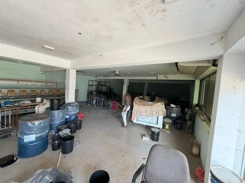 6,000 Sq.ft - Warehouse for Rent CP50823