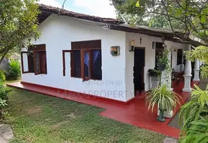 Single-Storey House for Sale Near Gampaha-Negombo Main Road