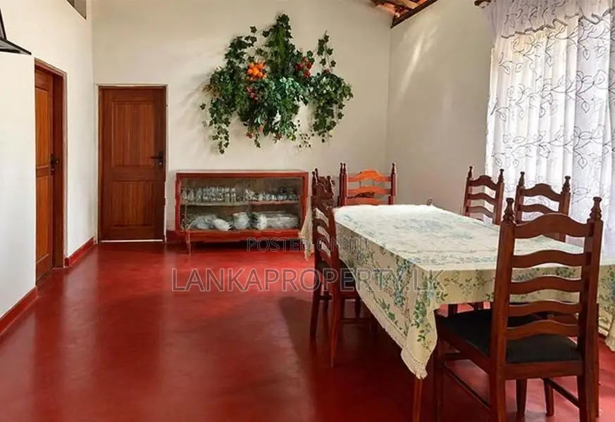 Single-Storey House for Sale Near Gampaha-Negombo Main Road