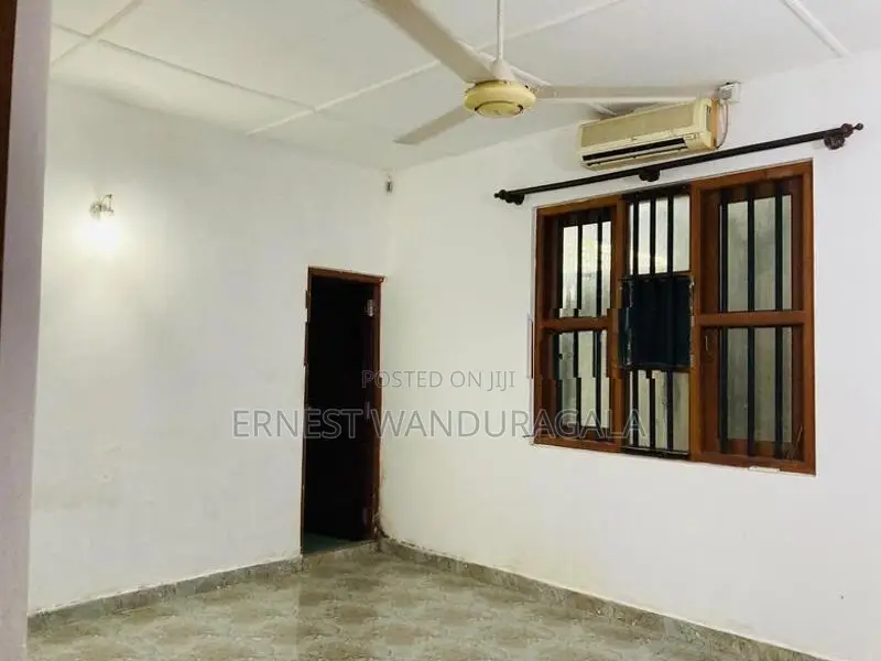 House for Rent in Narahenpita.Hr631-