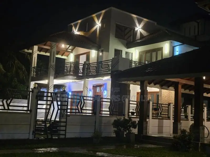 Brand New Luxury House for Rent in Kochchikade