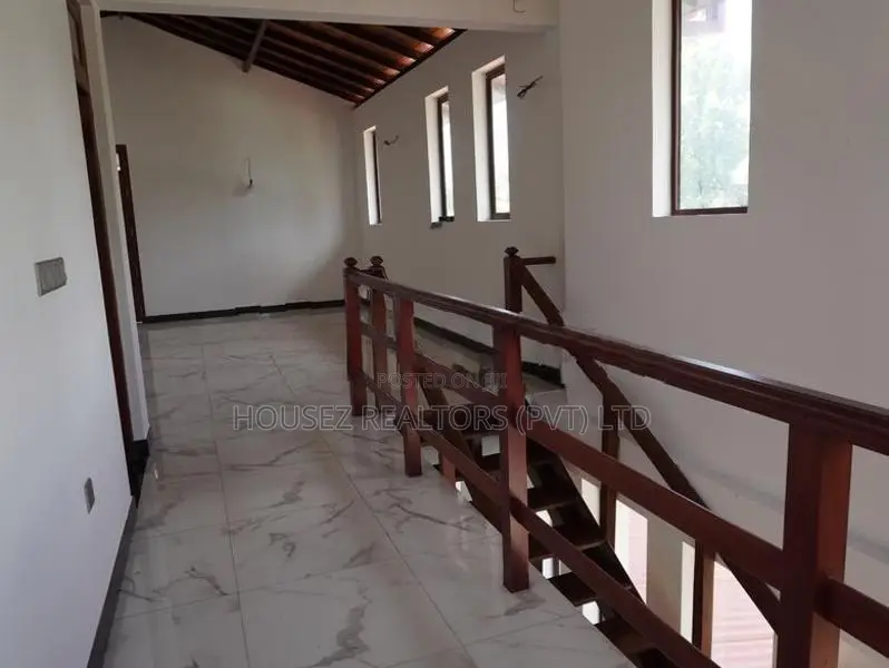 Fully Furnished 6-Bedroom Villa for Rent in, Weligama