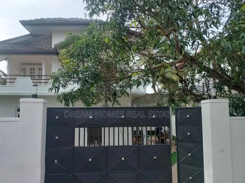 Modern Two-Story House for Sale – Seeduwa