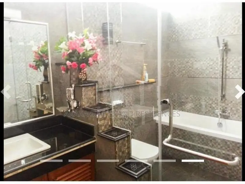 3,700 Sq.ft - Commercial House Space for Rent CP54907