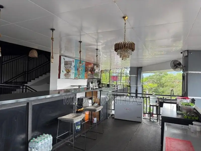 Merger King Cafe Rent In Mahiyanganaya