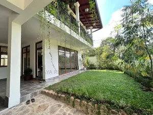 Luxury Brand New House for Sale in Thalawathugoda