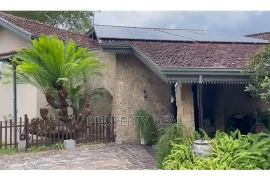 5 BR Villa For Sale in Pannipitiya - PDC68