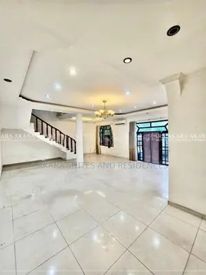 5,500 Sq.ft - Commercial Building for Rent CP39392