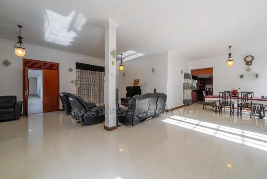 5,500 Sq.ft - Commercial House for Rent CP55150