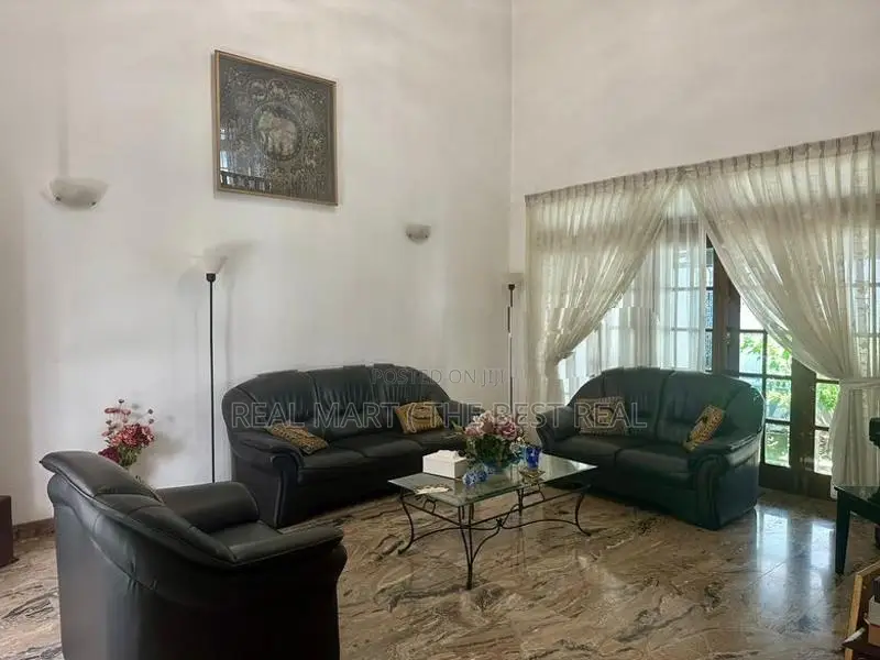 NAWALA : 5-BR (12P) ARCHITECT-DESIGNED LUXURY HOUSE FOR RENT