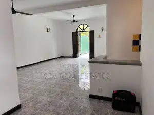 NAWALA : 3-BR (3000 SQFT) SPACIOUS HOUSE FOR RENT