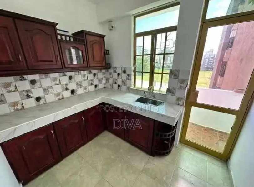 Unfurnished Apartment for Sale A40636- Colombo 08