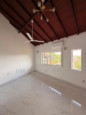 Spacious 6 Bedroom Three-Storey House for Rent at Papiliyana (EM228RN)