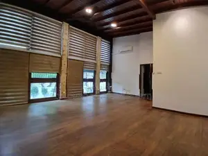 Office Building for Rent in Lake Drive, Colombo 8
