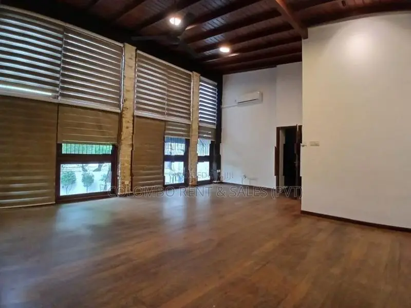 Office Building for Rent in Lake Drive, Colombo 8