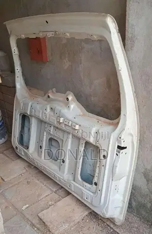 Mitsubishi Montero Rear door for SUV