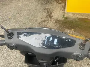 Yadea T5 2025 Motorbike (Used)