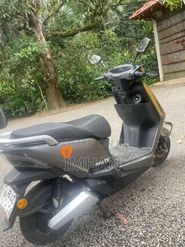 Yadea T5 2025 Motorbike (Used)