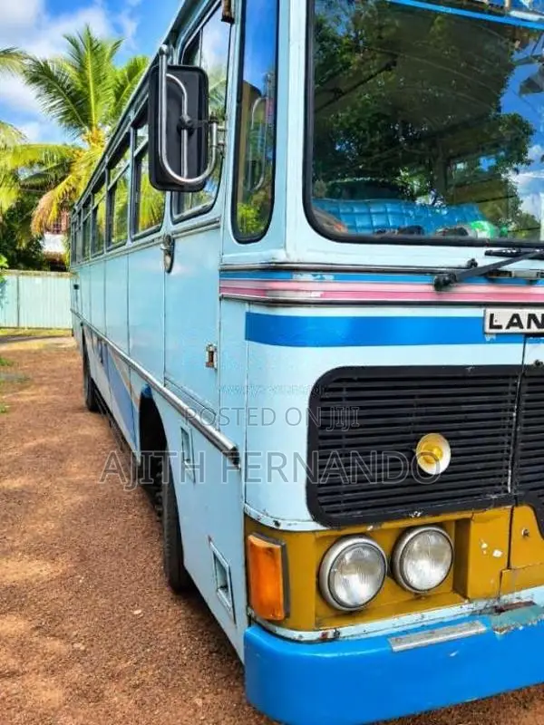 Ashok-Leyland Leyland 2002 Bus (Used)
