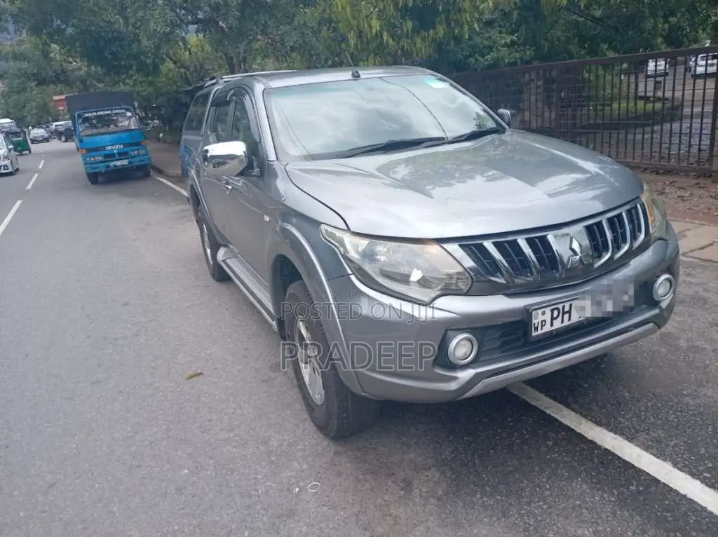 Mitsubishi L200 2016 Pickup (Used)